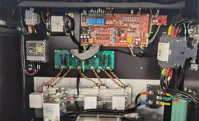 وحدة التحكم