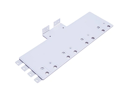 تستخدم قضبان التوصيل المصفحة في أنظمة النقل بالسكك الحديدية لتوصيل الطاقة بكفاءة
